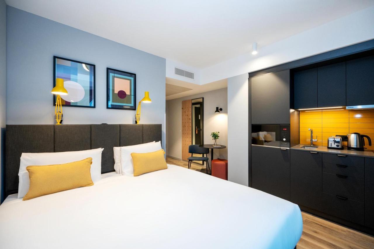 Staycity Aparthotels Frankfurt Airport Frankfurt pe Main Exterior foto