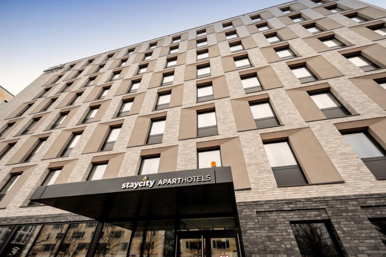 Staycity Aparthotels Frankfurt Airport Frankfurt pe Main Exterior foto
