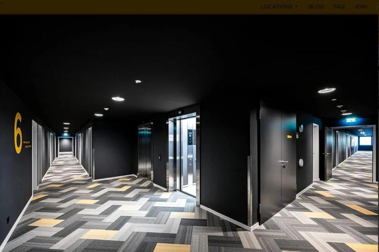 Staycity Aparthotels Frankfurt Airport Frankfurt pe Main Exterior foto