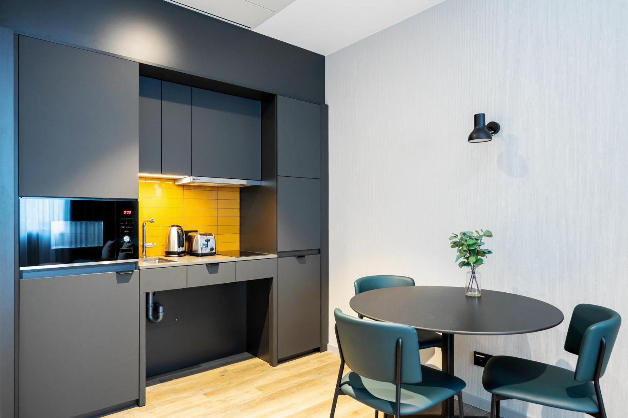 Staycity Aparthotels Frankfurt Airport Frankfurt pe Main Cameră foto