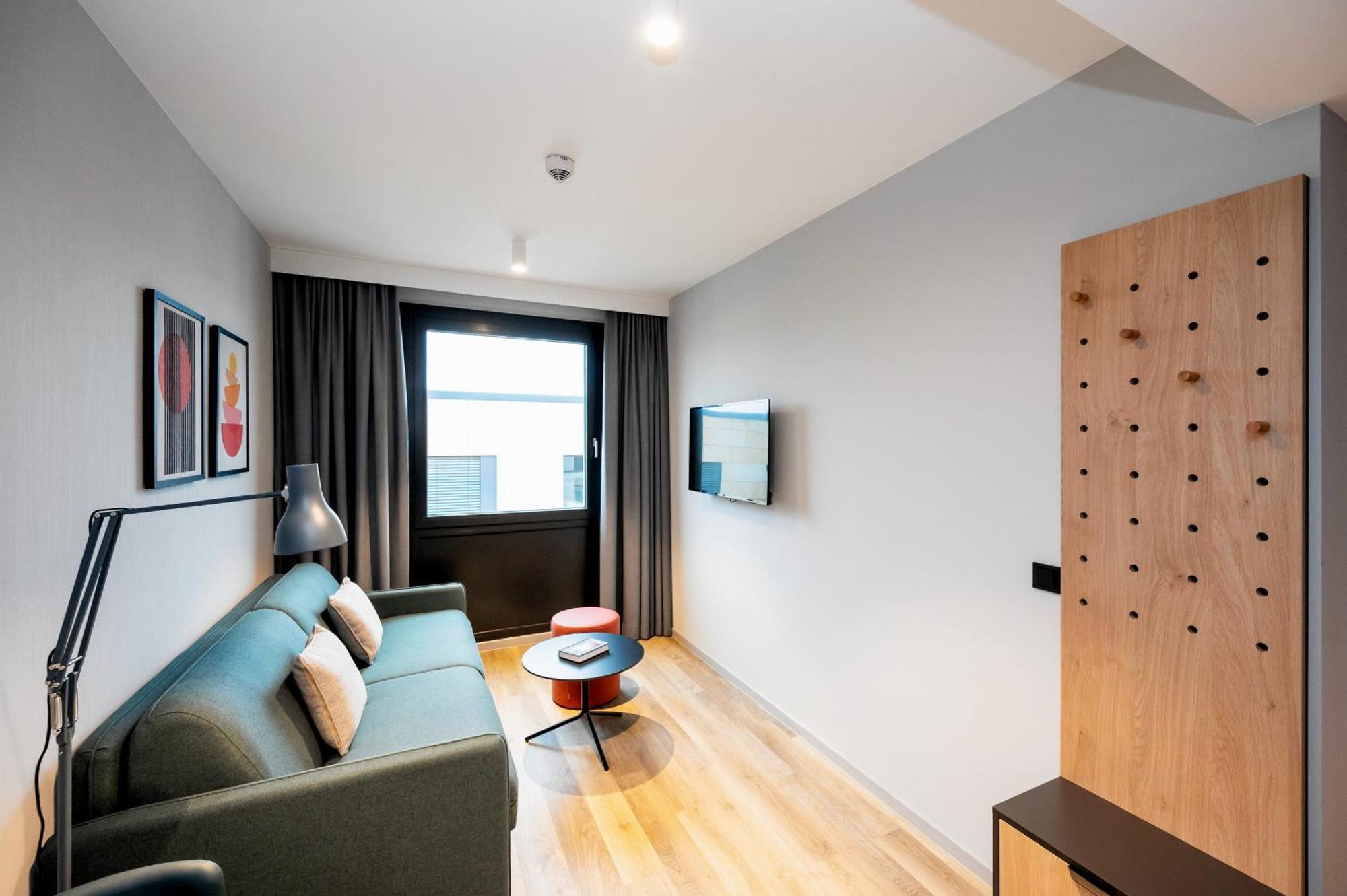 Staycity Aparthotels Frankfurt Airport Frankfurt pe Main Cameră foto