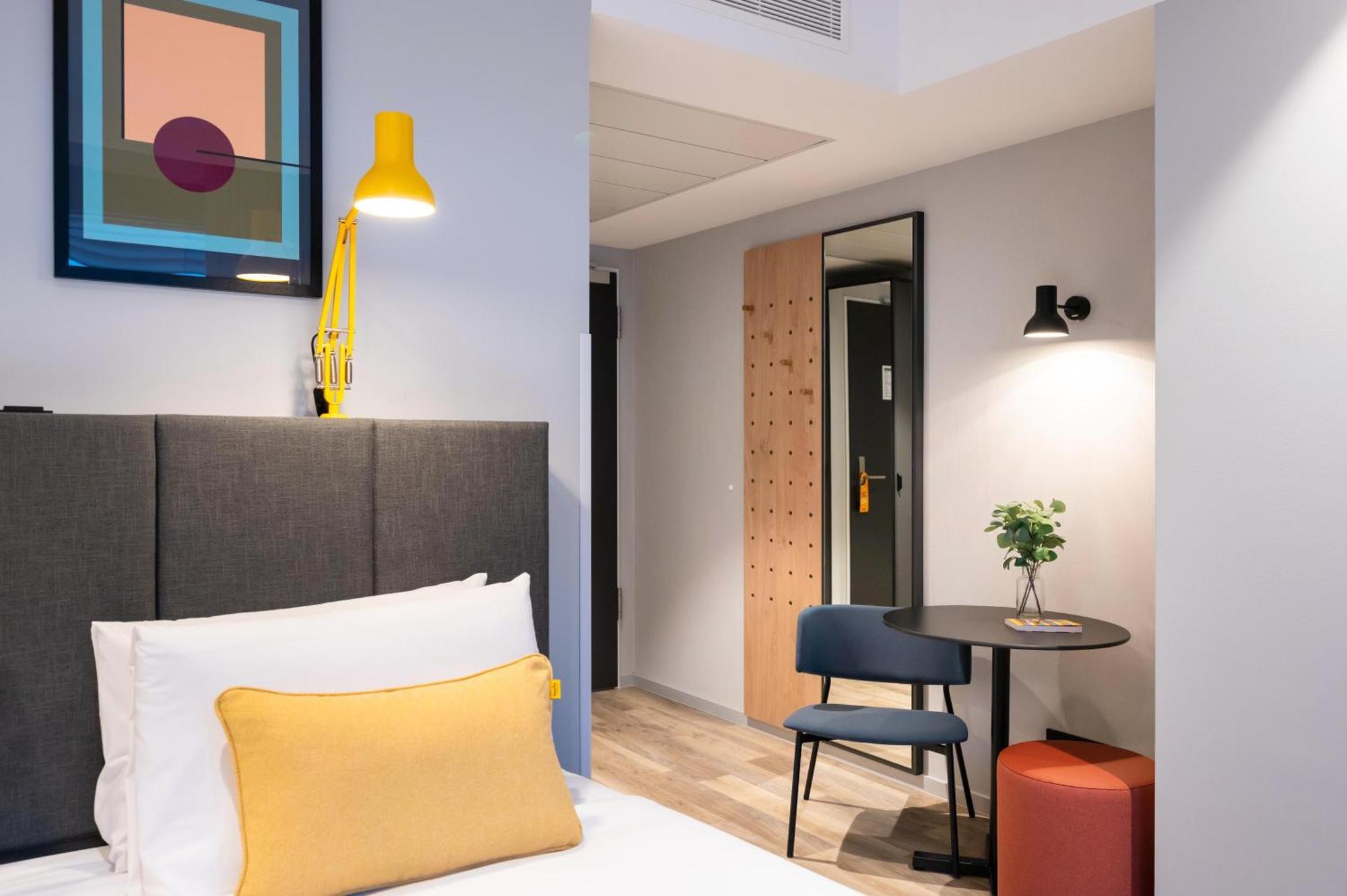 Staycity Aparthotels Frankfurt Airport Frankfurt pe Main Cameră foto