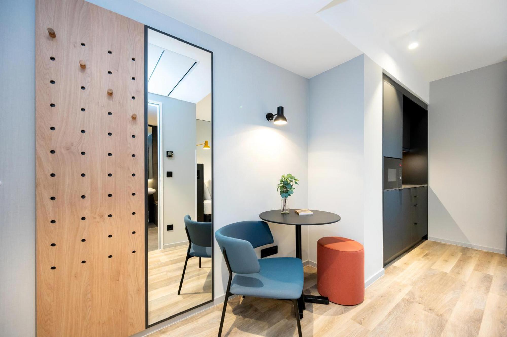 Staycity Aparthotels Frankfurt Airport Frankfurt pe Main Cameră foto