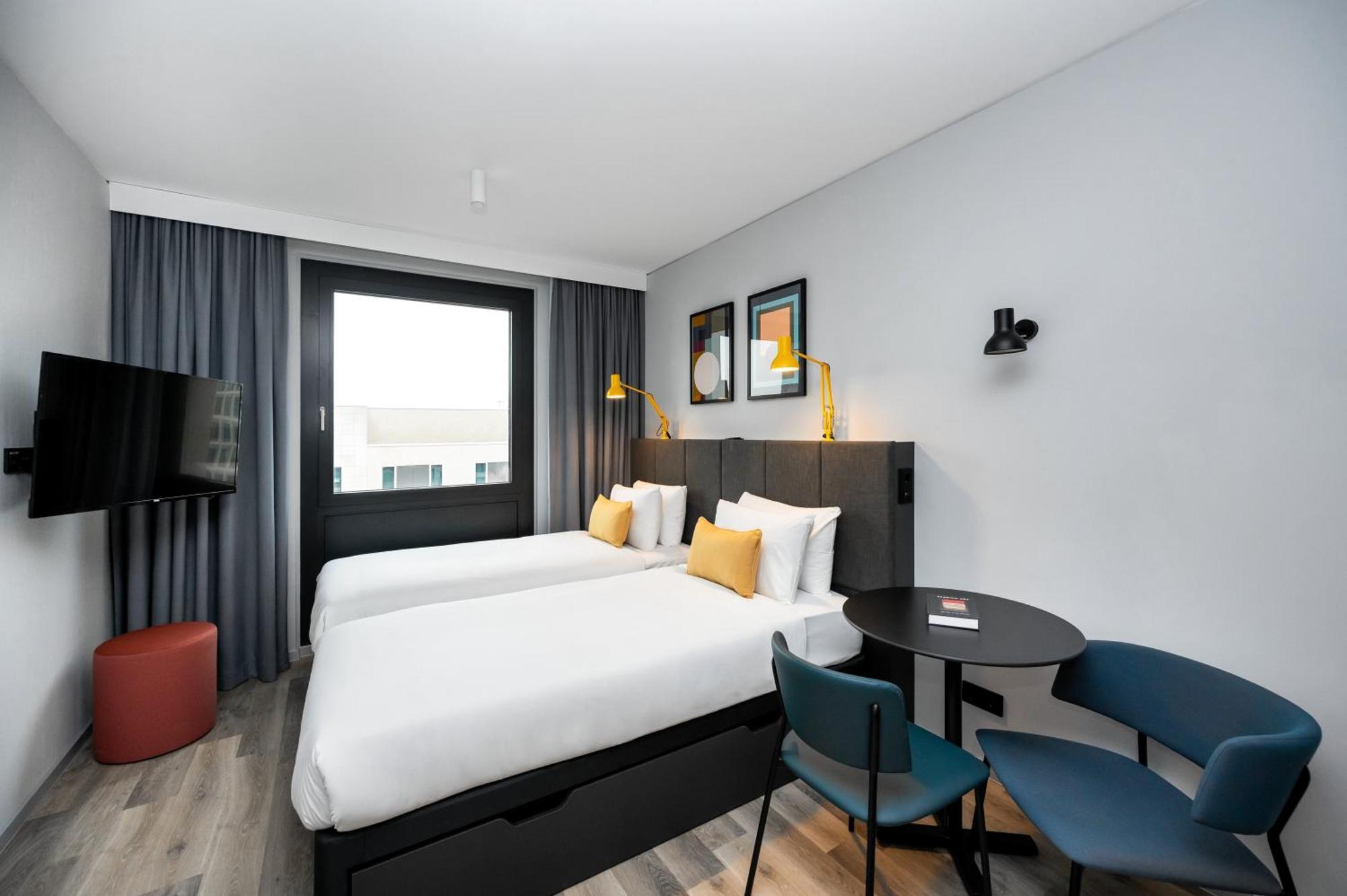 Staycity Aparthotels Frankfurt Airport Frankfurt pe Main Cameră foto