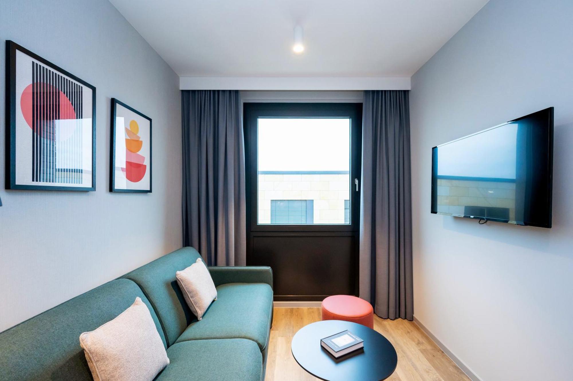 Staycity Aparthotels Frankfurt Airport Frankfurt pe Main Cameră foto