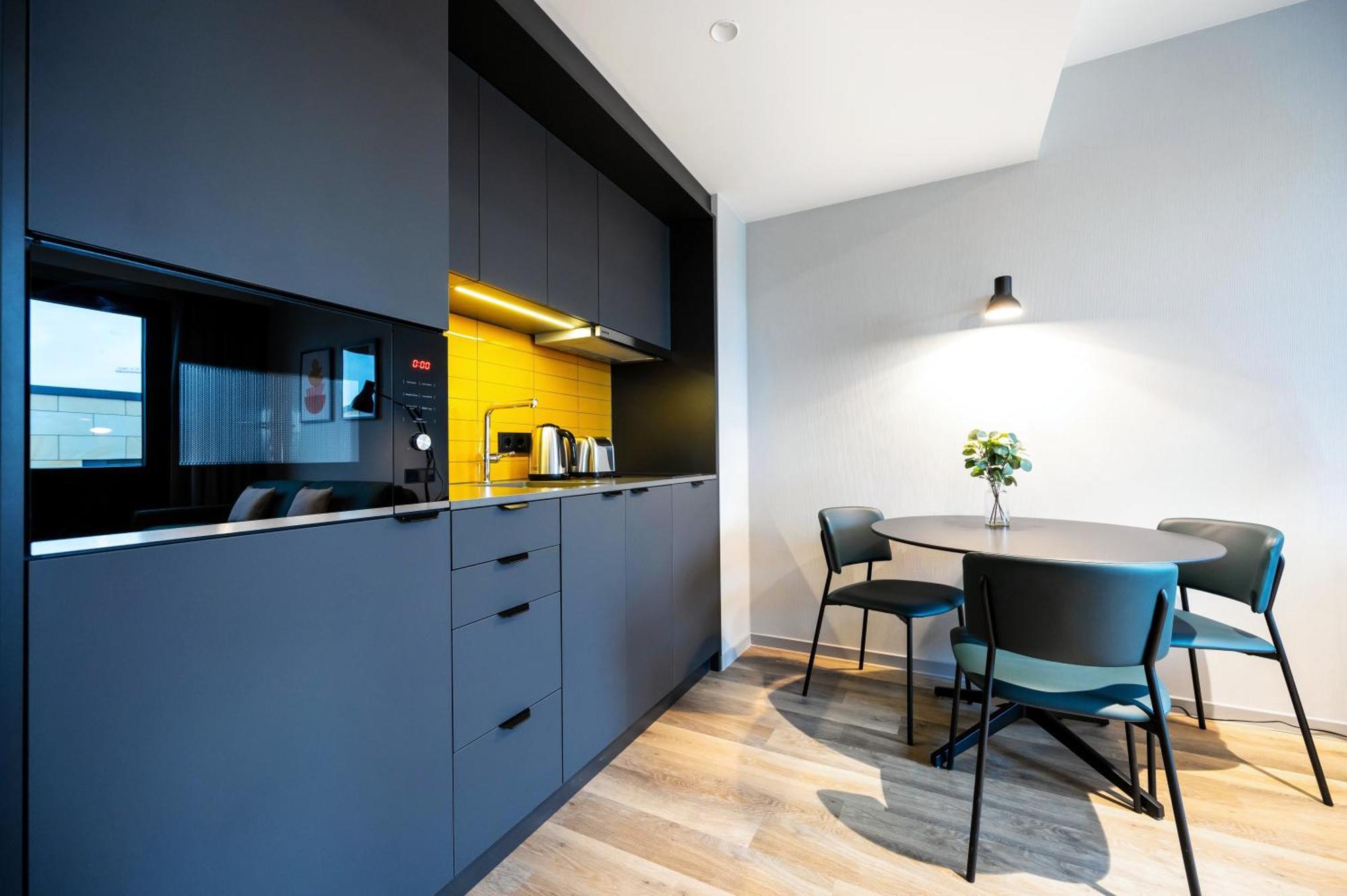 Staycity Aparthotels Frankfurt Airport Frankfurt pe Main Cameră foto