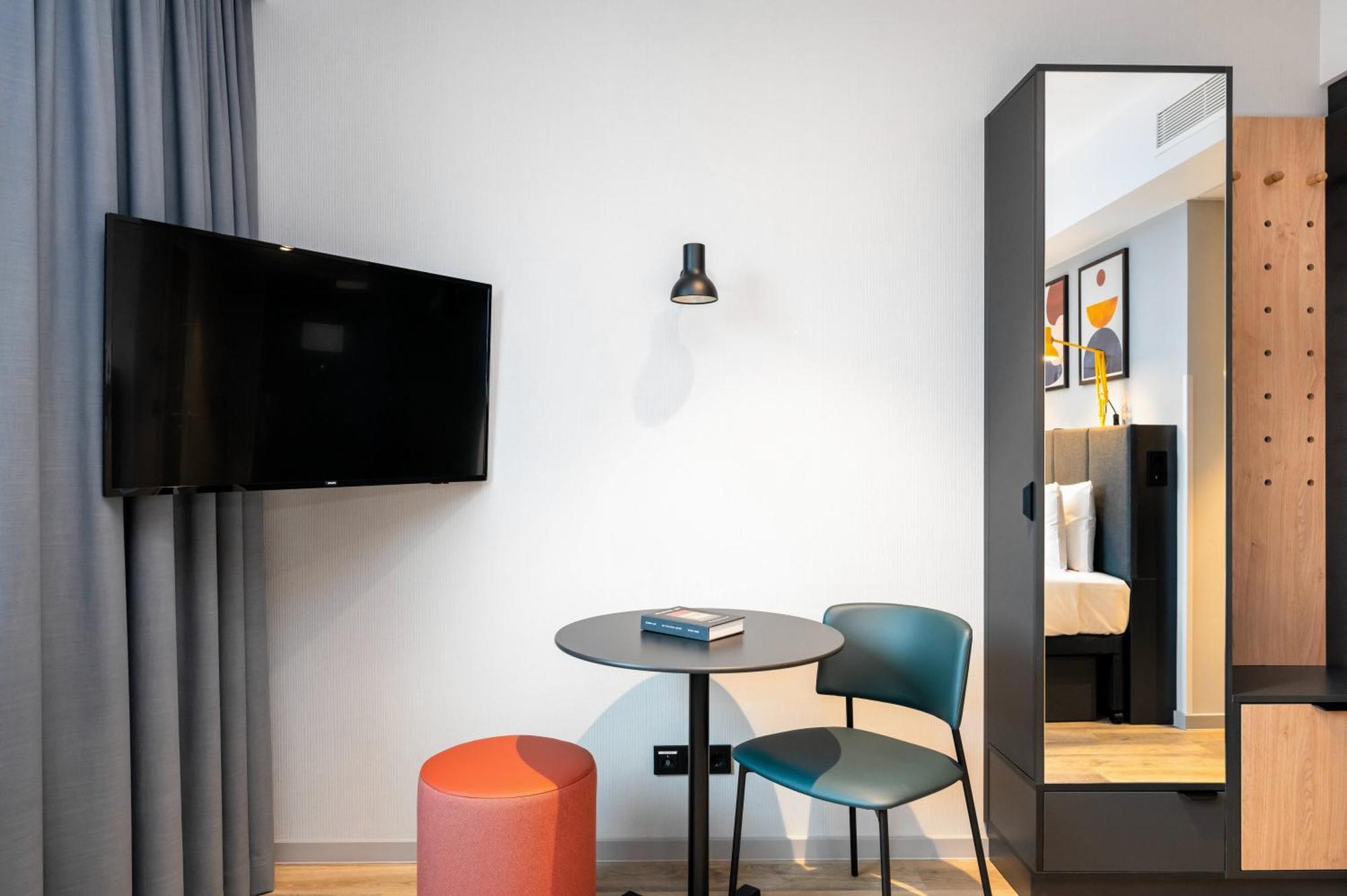 Staycity Aparthotels Frankfurt Airport Frankfurt pe Main Cameră foto