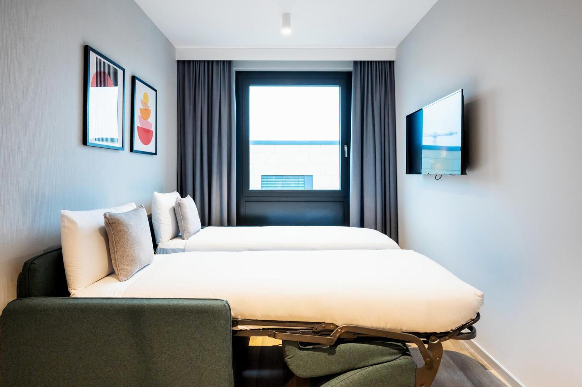 Staycity Aparthotels Frankfurt Airport Frankfurt pe Main Cameră foto